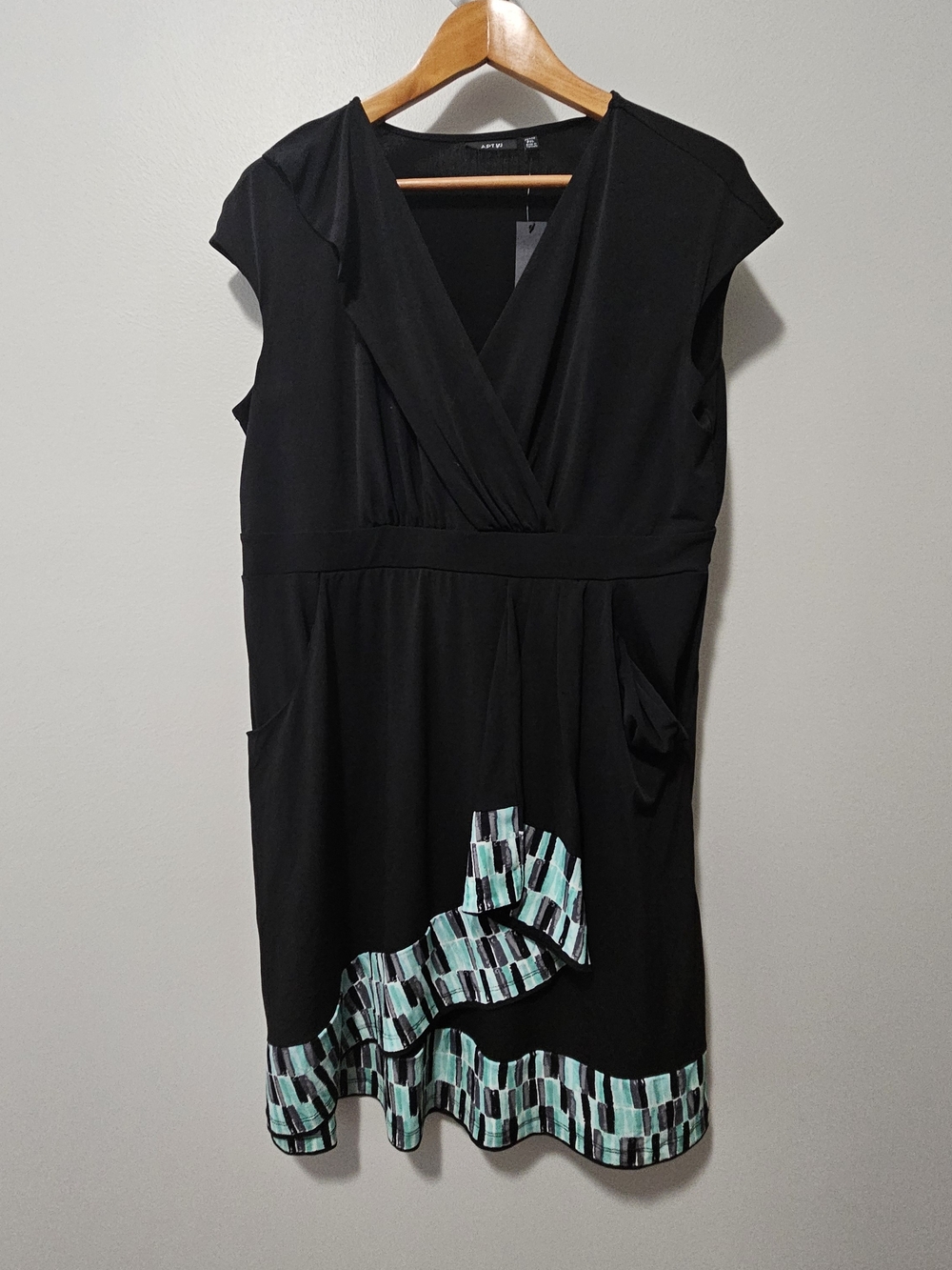 Apt. 9 Black Midi Dress with Aqua and Mint Geometric Hem